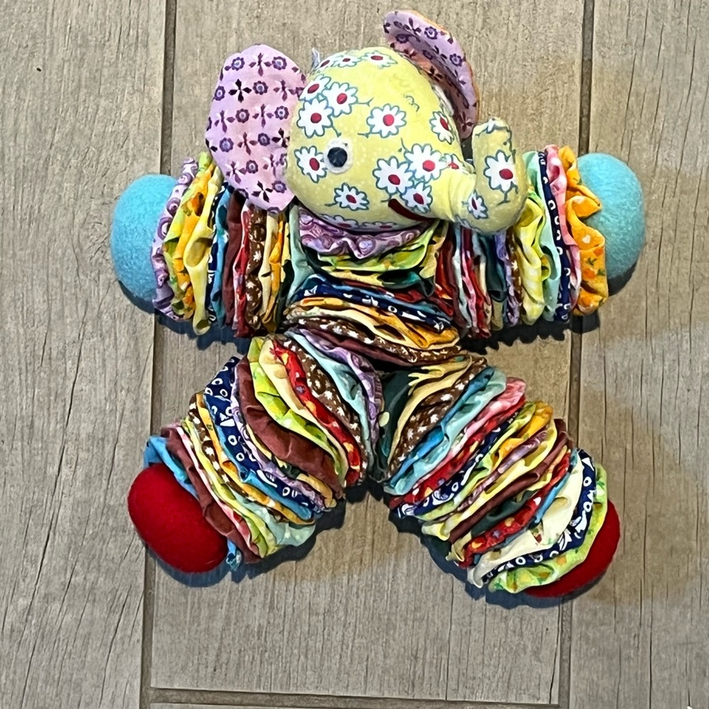 Small elephant Yoyo doll by kinderware. Made in Bolivia.